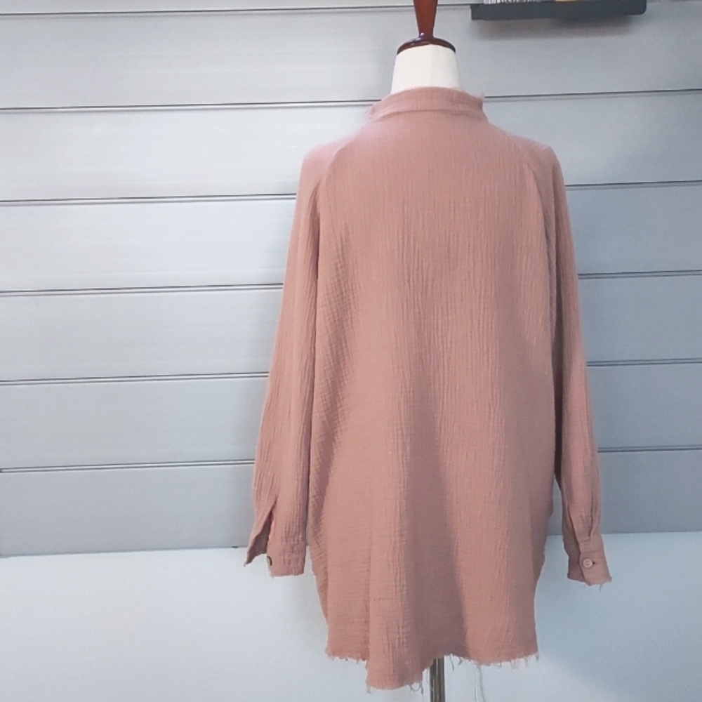 Textured Raw Edges Button-Down Tunic - image 6